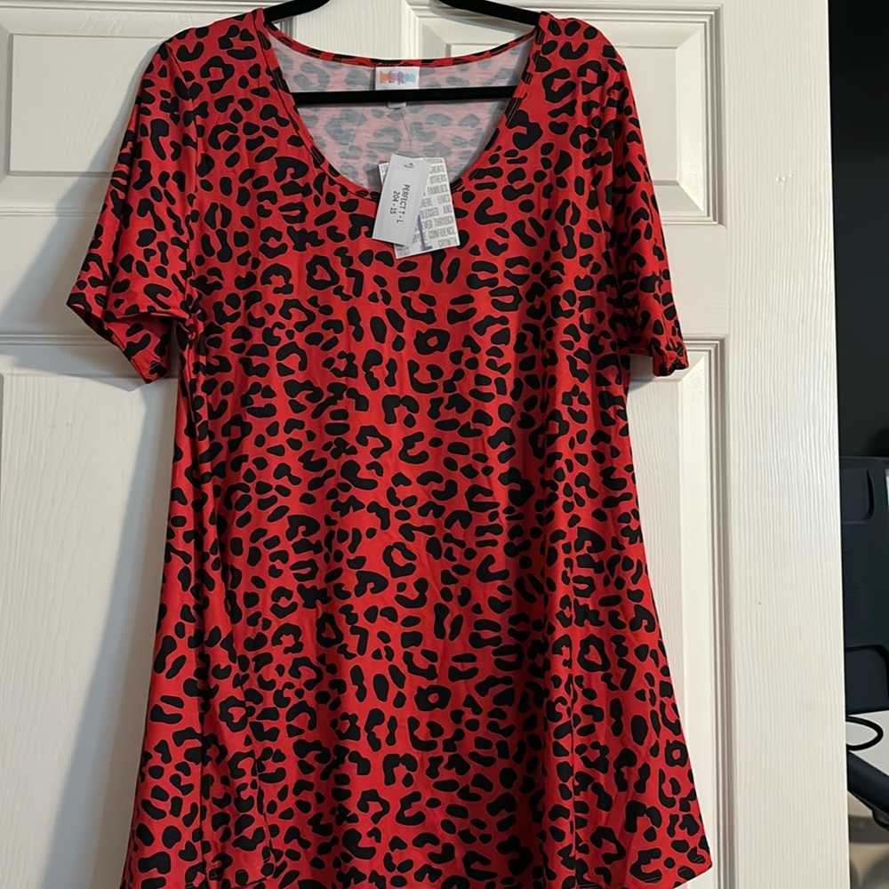 LulaRoe Perfect T